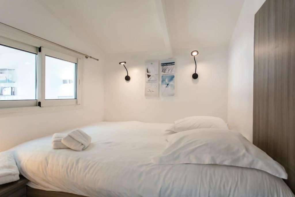 #40 Bright Sea View Suite For 6 2Mins Walk Port & Sea Вилафранк-сюр-Мер Екстериор снимка