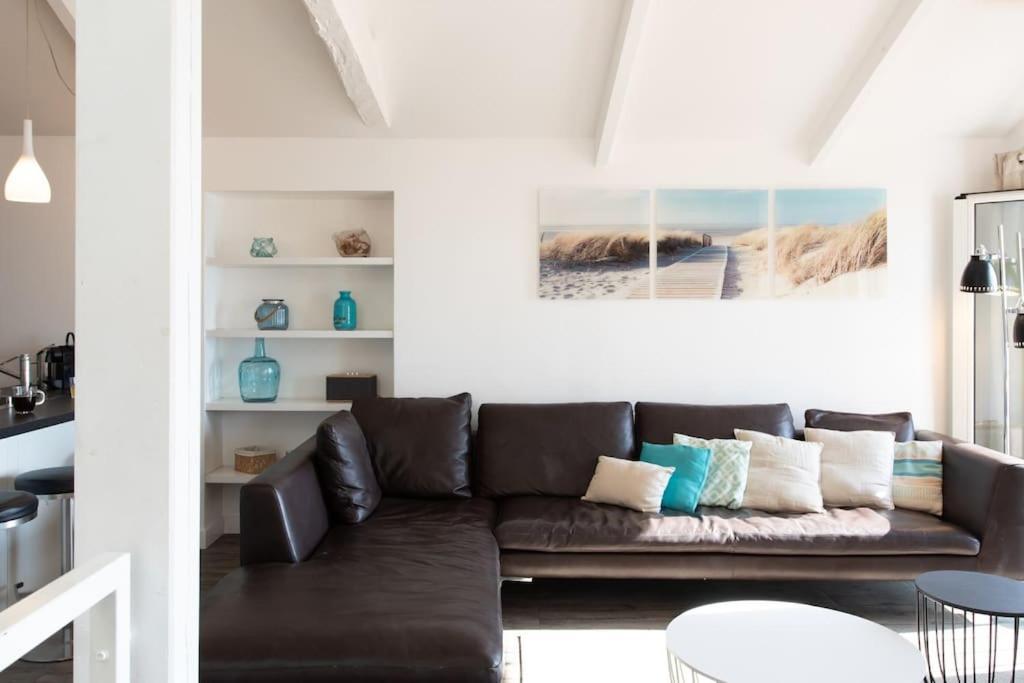 #40 Bright Sea View Suite For 6 2Mins Walk Port & Sea Вилафранк-сюр-Мер Екстериор снимка