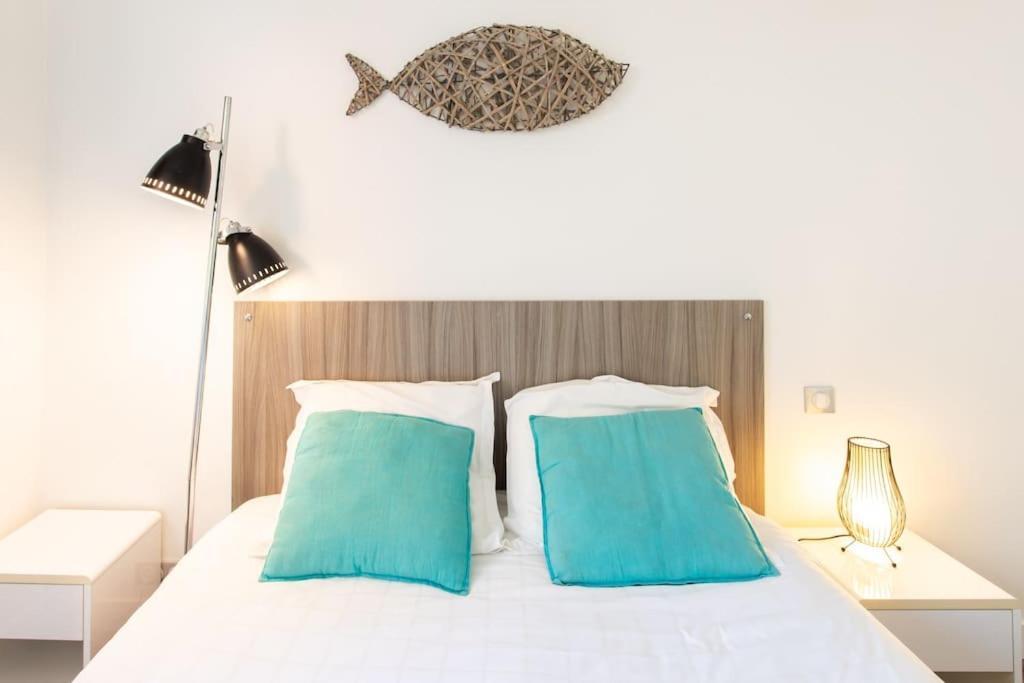 #40 Bright Sea View Suite For 6 2Mins Walk Port & Sea Вилафранк-сюр-Мер Екстериор снимка