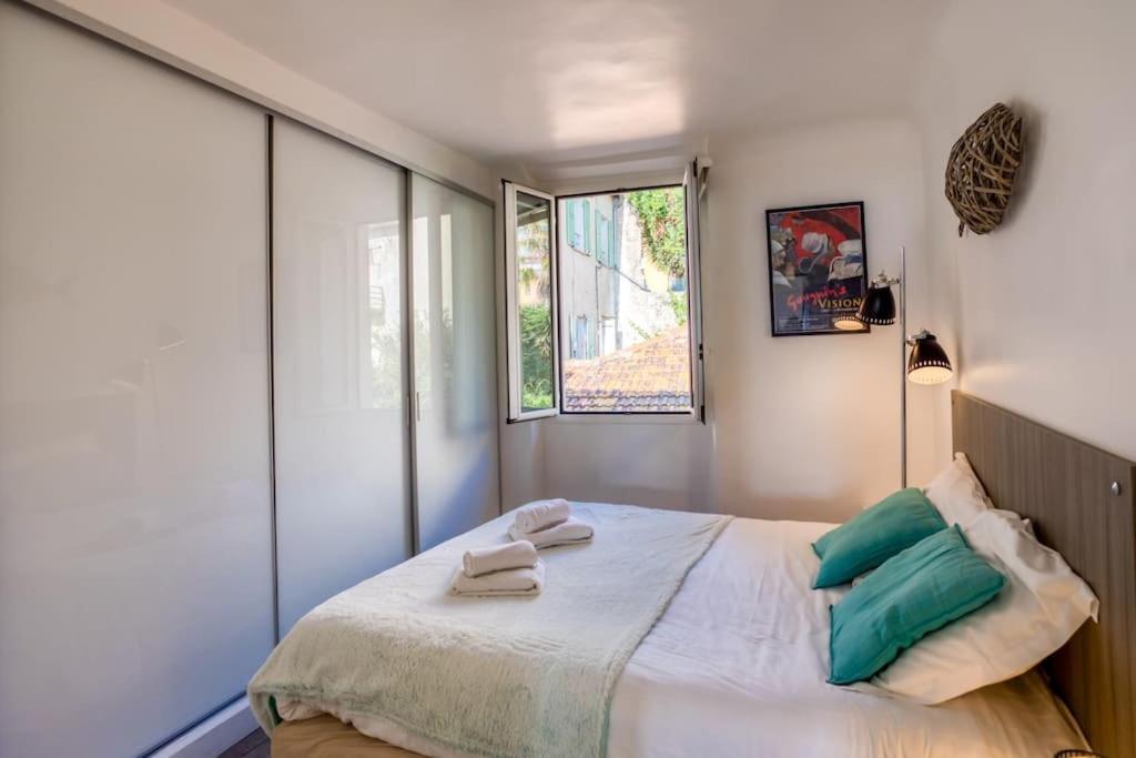 #40 Bright Sea View Suite For 6 2Mins Walk Port & Sea Вилафранк-сюр-Мер Екстериор снимка